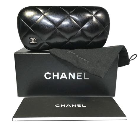 pochette grande chanel|Chanel eyeglass case and pouch.